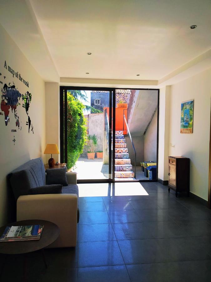 Casa Del Sol Villa Ачиреале Екстериор снимка