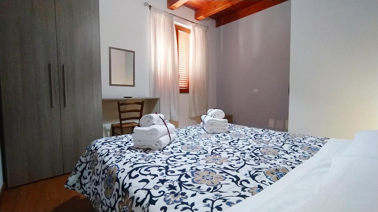 Casa Del Sol Villa Ачиреале Екстериор снимка